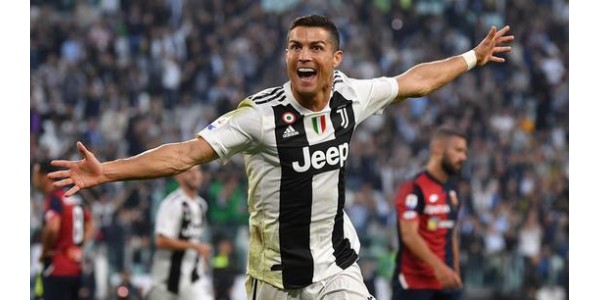 Ronaldo ganhou o aplauso de todos